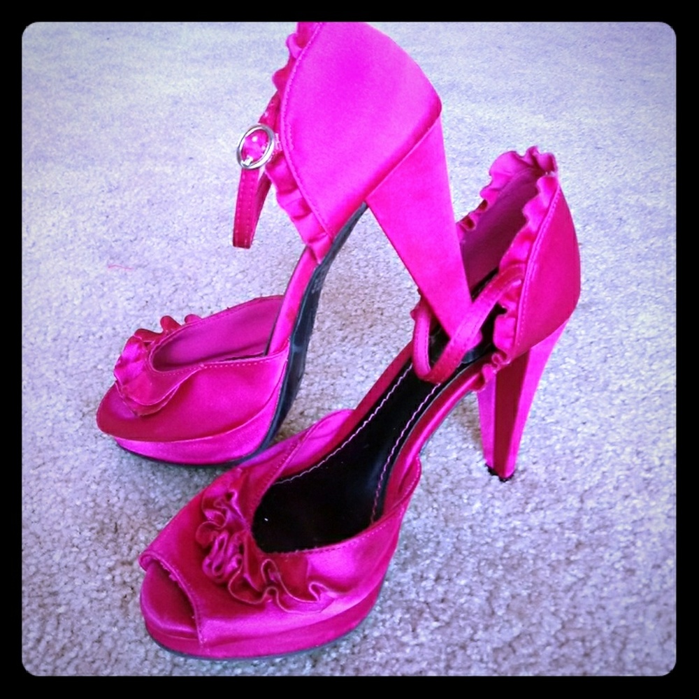 High Heels Fuscia Pink Satin Buckle Peep Toe